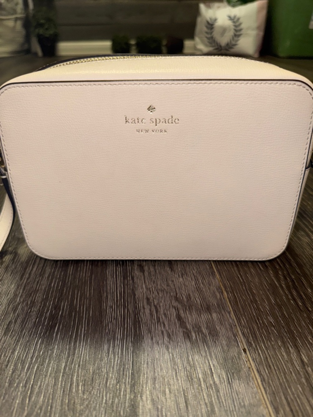 Kate Spade Camera Crossbody - Picture 2 of 6